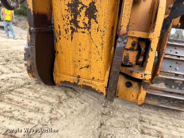 image for item FK0139 1973 Case 475 vibratory cable plow
