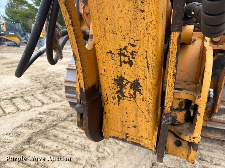 image for item FK0139 1973 Case 475 vibratory cable plow