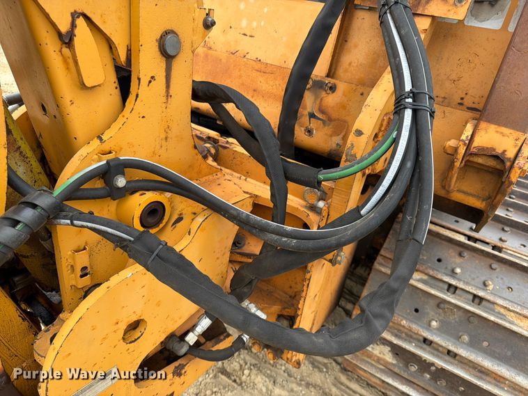 image for item FK0139 1973 Case 475 vibratory cable plow