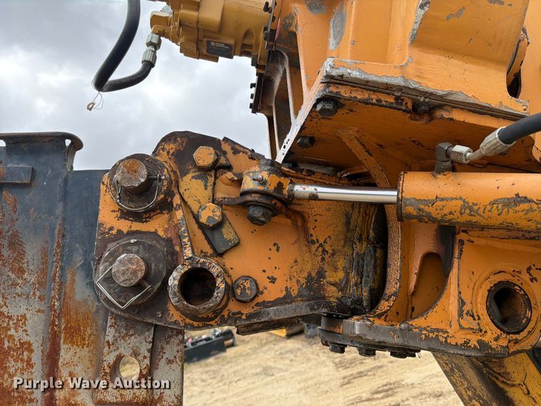 image for item FK0139 1973 Case 475 vibratory cable plow