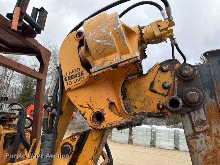 image for item FK0139 1973 Case 475 vibratory cable plow