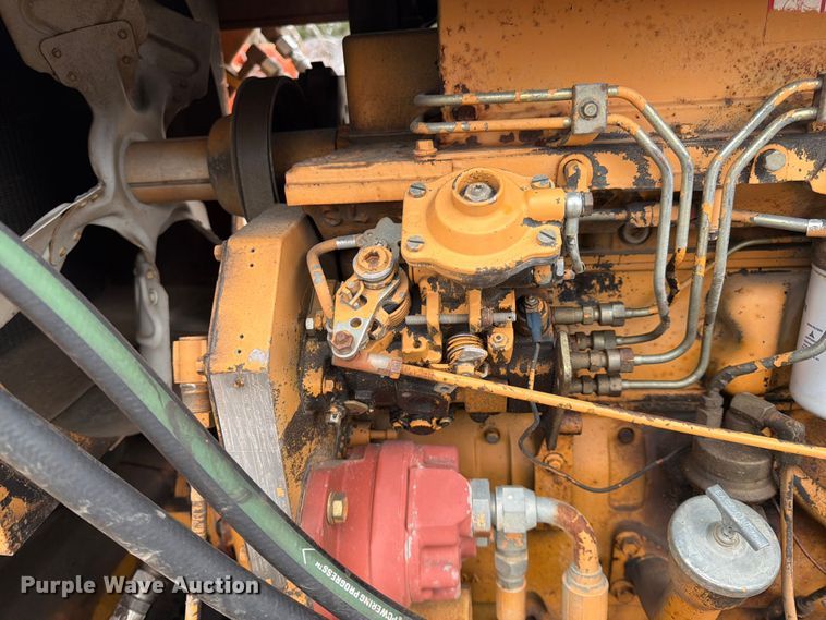 image for item FK0139 1973 Case 475 vibratory cable plow