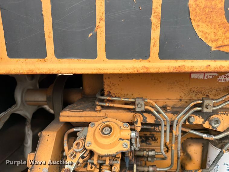 image for item FK0139 1973 Case 475 vibratory cable plow