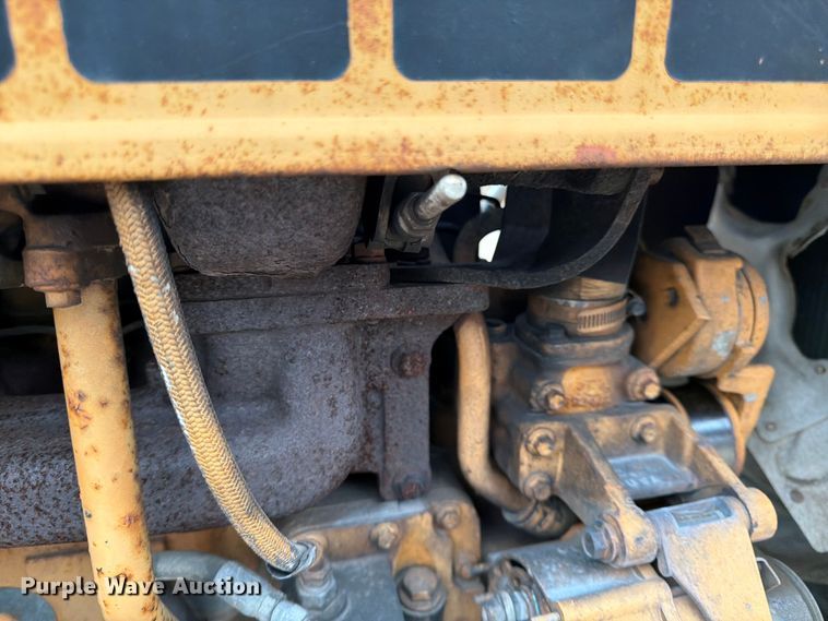 image for item FK0139 1973 Case 475 vibratory cable plow