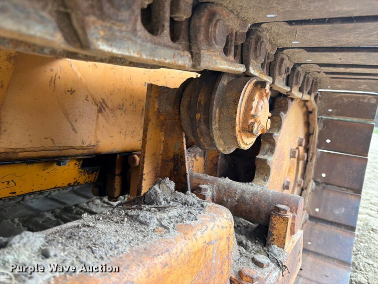 image for item FK0139 1973 Case 475 vibratory cable plow