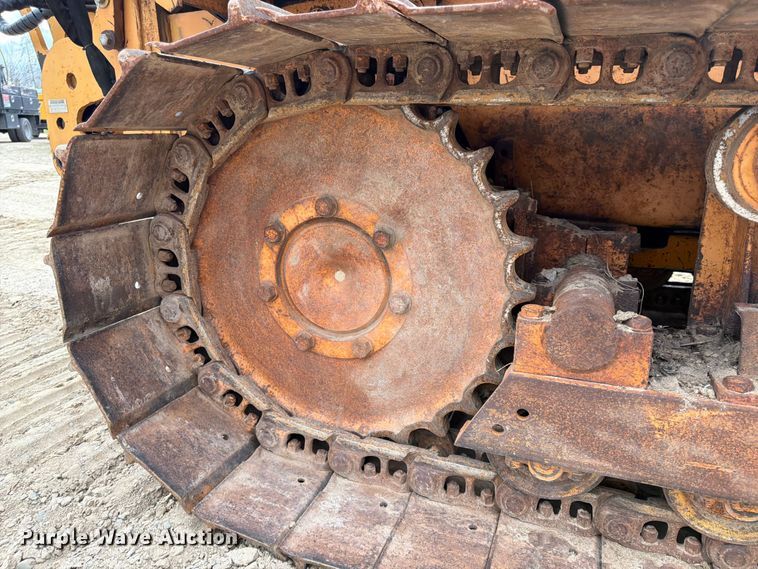 image for item FK0139 1973 Case 475 vibratory cable plow