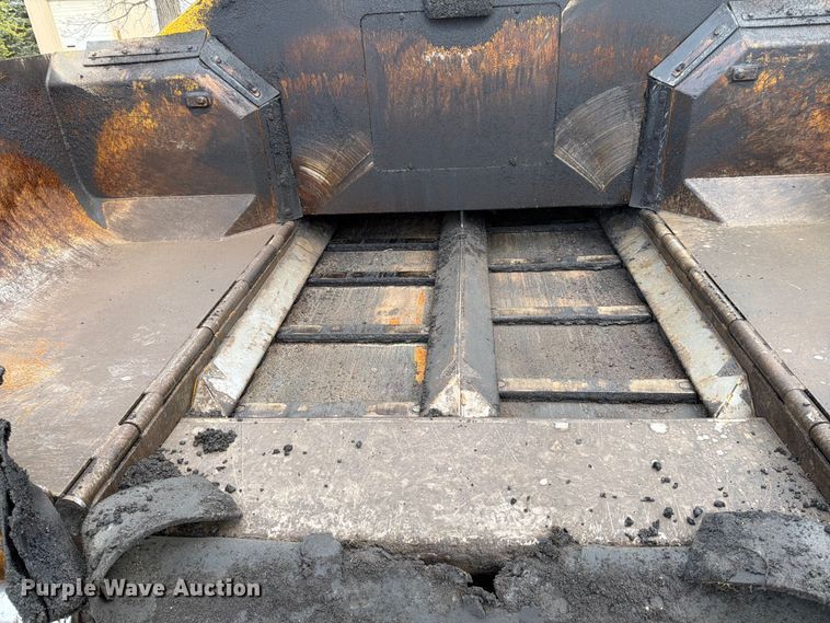 image for item FK0143 Weiler P385B paver