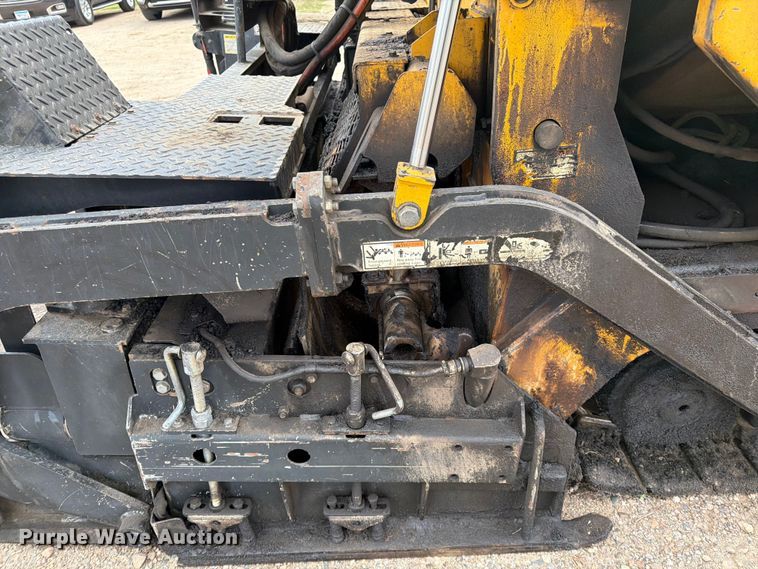 image for item FK0143 Weiler P385B paver