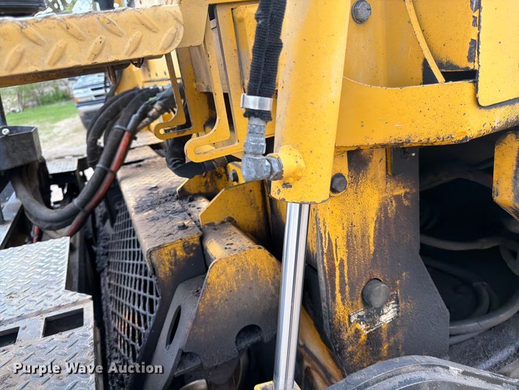 image for item FK0143 Weiler P385B paver