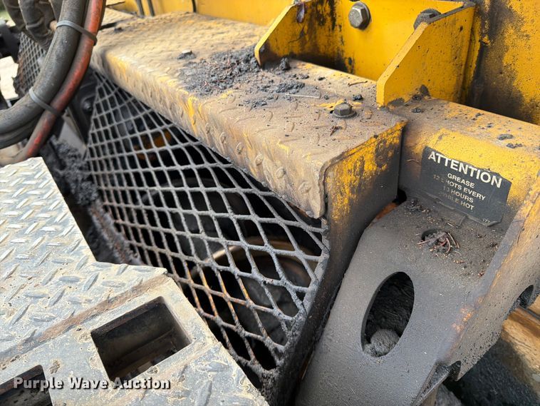 image for item FK0143 Weiler P385B paver