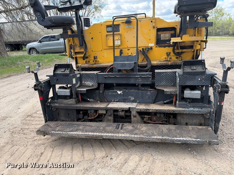 image for item FK0143 Weiler P385B paver