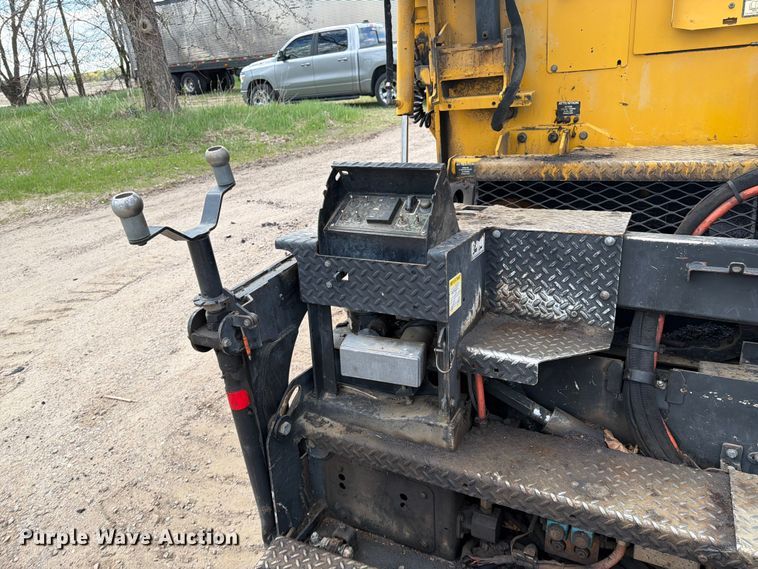 image for item FK0143 Weiler P385B paver