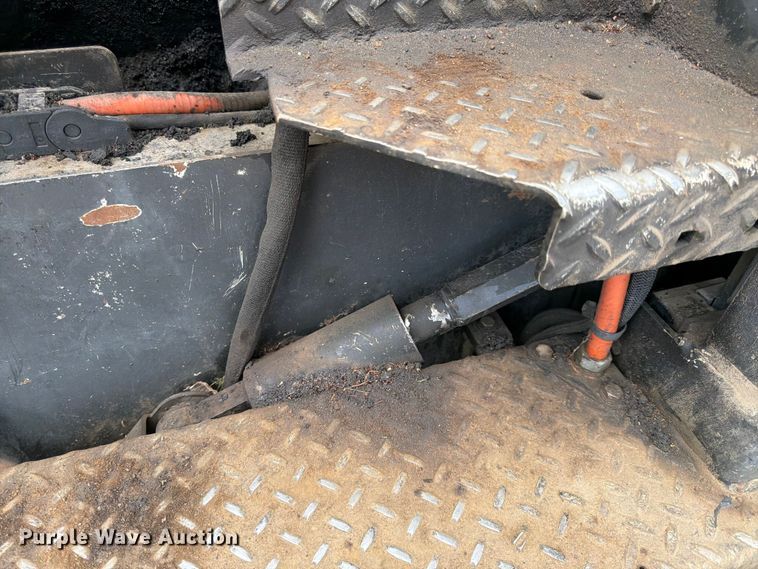 image for item FK0143 Weiler P385B paver