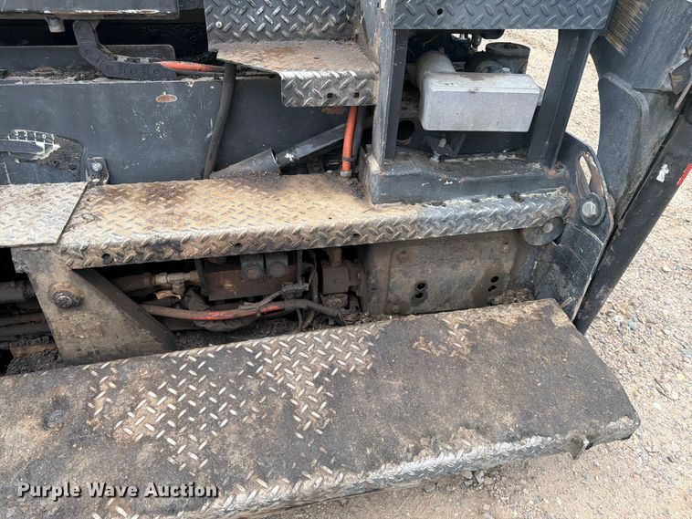 image for item FK0143 Weiler P385B paver