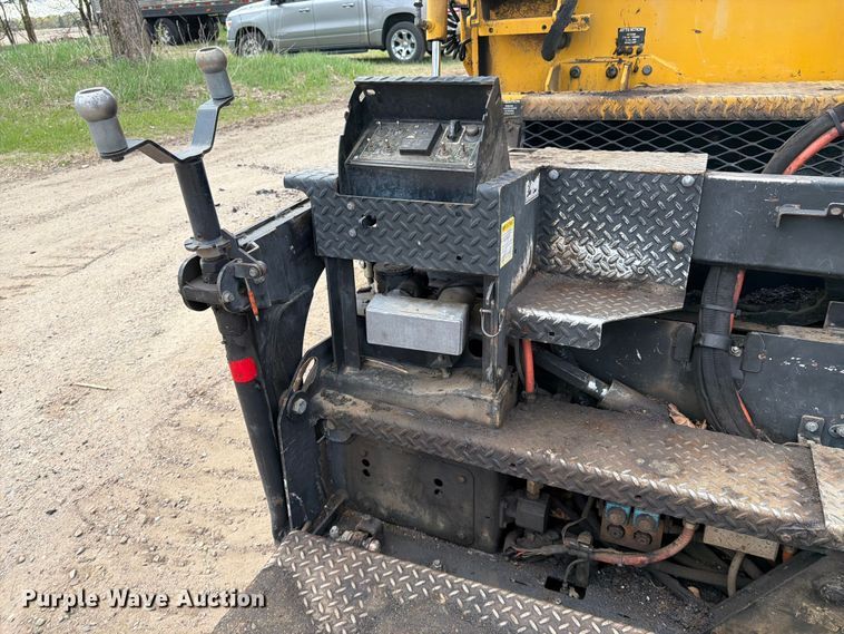 image for item FK0143 Weiler P385B paver