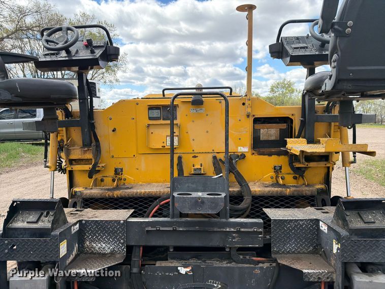 image for item FK0143 Weiler P385B paver