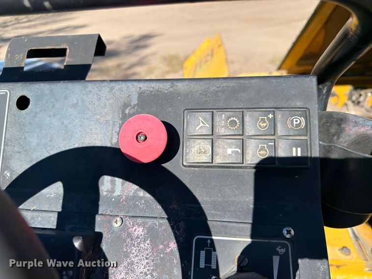 image for item FK0143 Weiler P385B paver