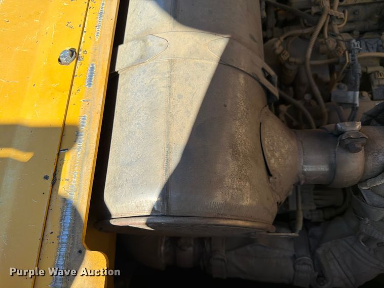 image for item FK0143 Weiler P385B paver