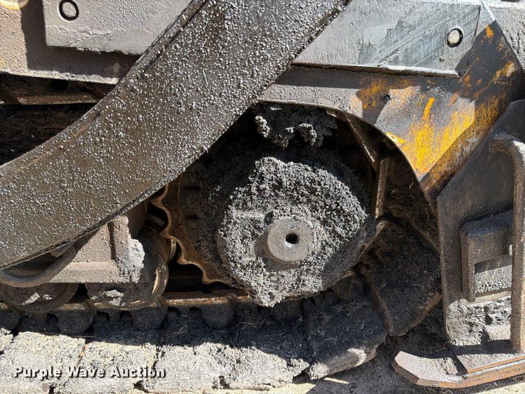image for item FK0143 Weiler P385B paver