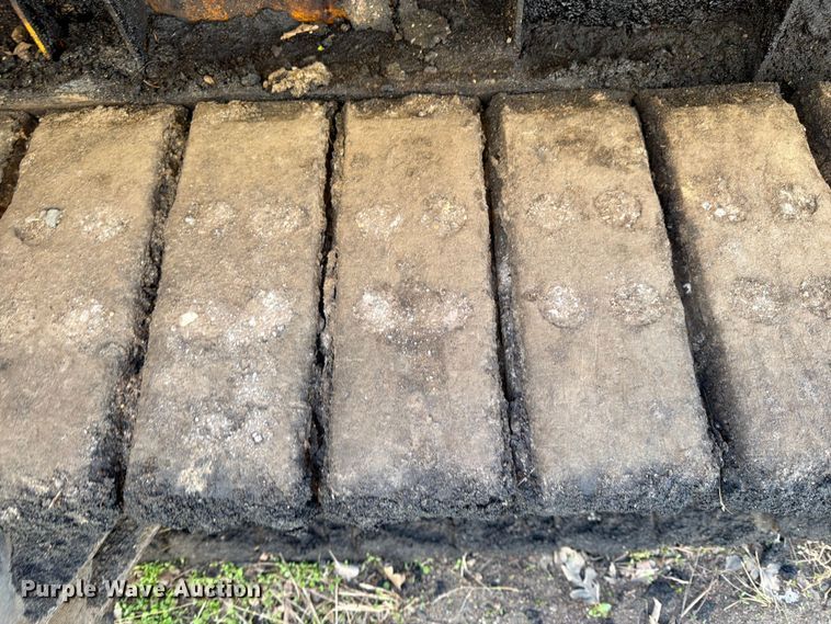 image for item FK0143 Weiler P385B paver