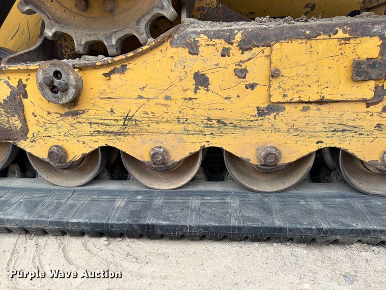 image for item FK0145 2019 Caterpillar 279D tracked skid steer loader