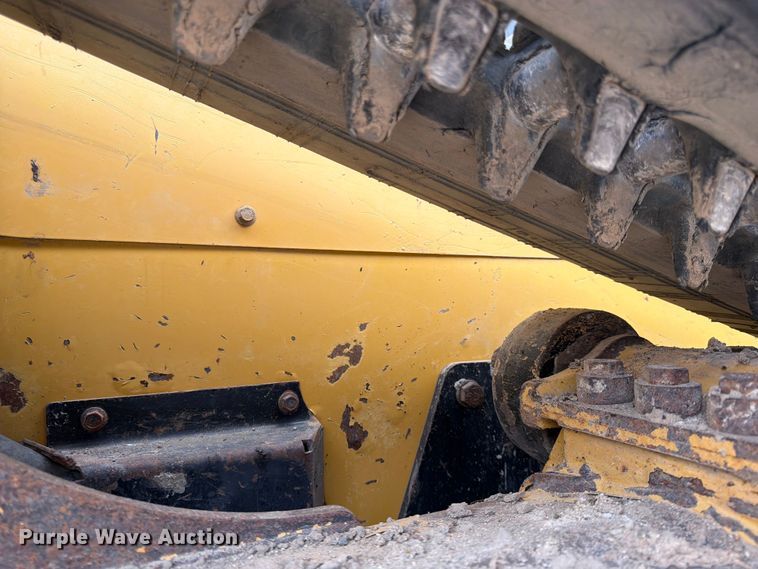 image for item FK0145 2019 Caterpillar 279D tracked skid steer loader