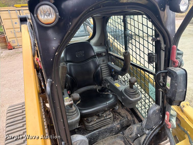 image for item FK0146 2014 Caterpillar 287D tracked skid steer loader