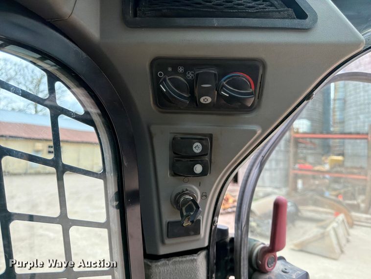 image for item FK0146 2014 Caterpillar 287D tracked skid steer loader