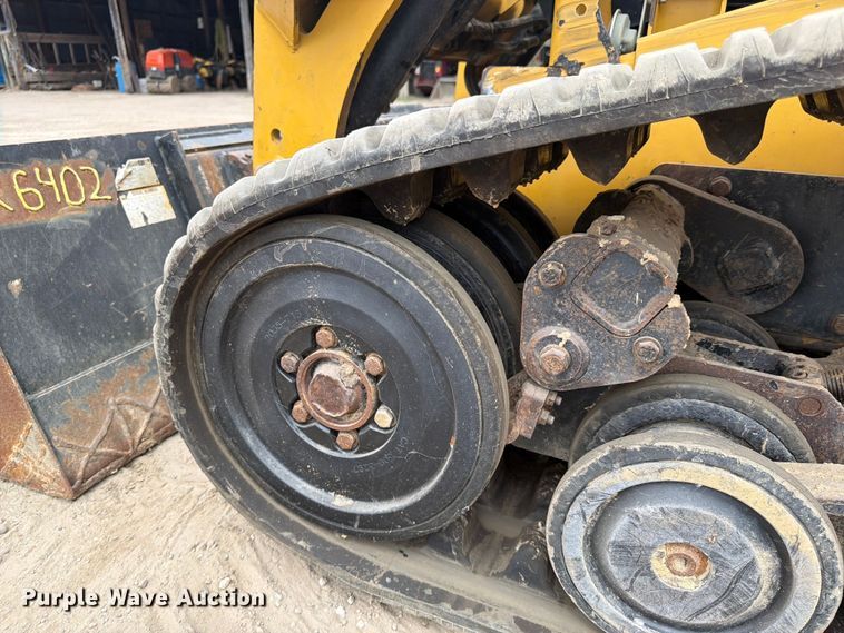 image for item FK0146 2014 Caterpillar 287D tracked skid steer loader