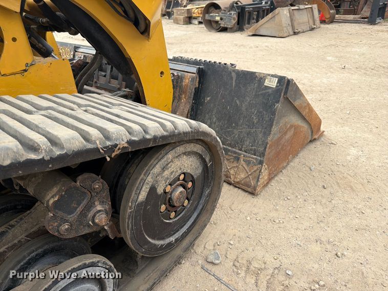 image for item FK0146 2014 Caterpillar 287D tracked skid steer loader
