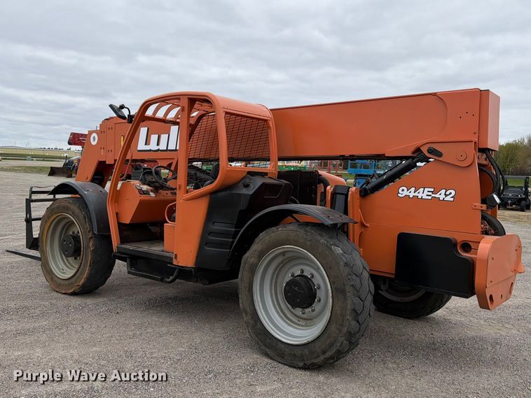 image for item FK0147 2006 Lull 944E-42 telehandler