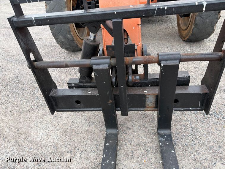 image for item FK0147 2006 Lull 944E-42 telehandler