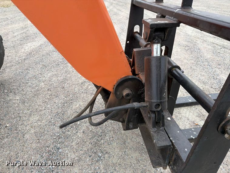 image for item FK0147 2006 Lull 944E-42 telehandler