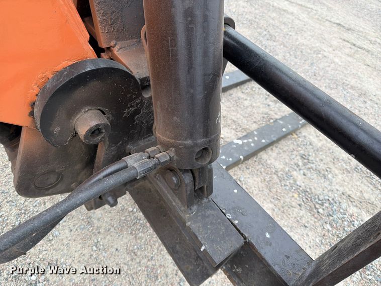 image for item FK0147 2006 Lull 944E-42 telehandler