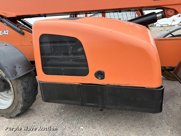 image for item FK0147 2006 Lull 944E-42 telehandler