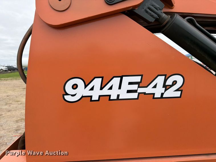 image for item FK0147 2006 Lull 944E-42 telehandler