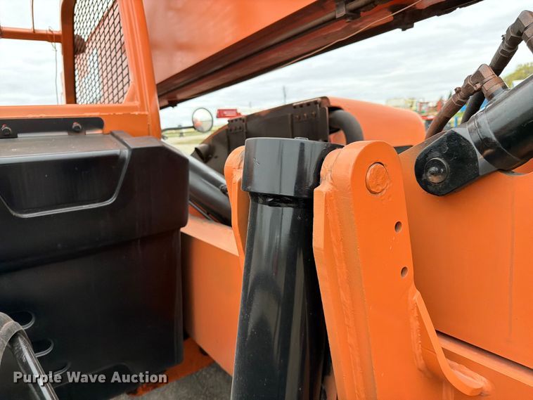 image for item FK0147 2006 Lull 944E-42 telehandler