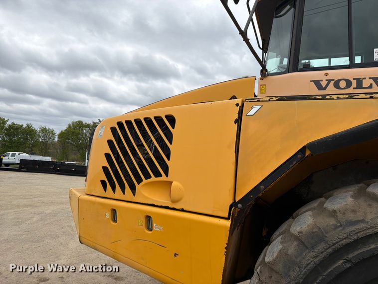 image for item FK0148 2009 Volvo A40E articulated haul truck