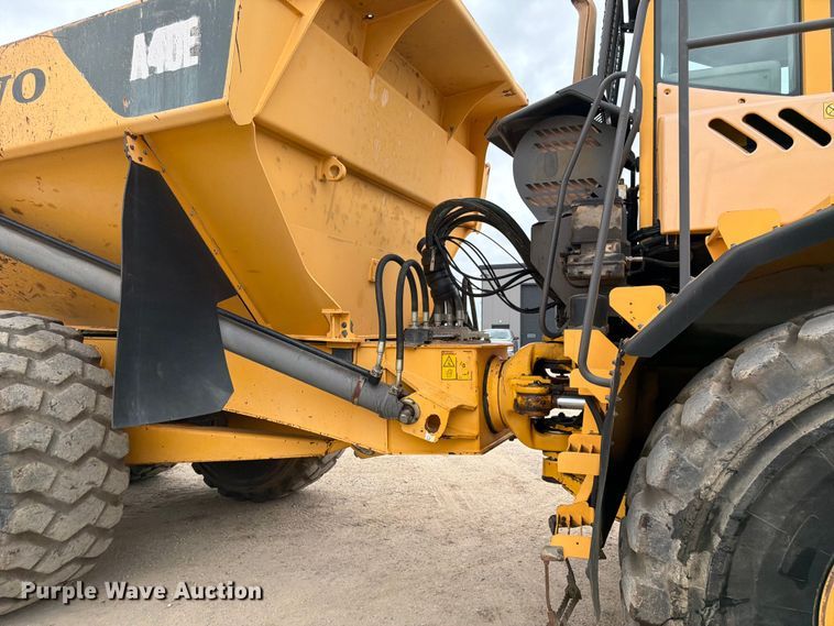 image for item FK0148 2009 Volvo A40E articulated haul truck