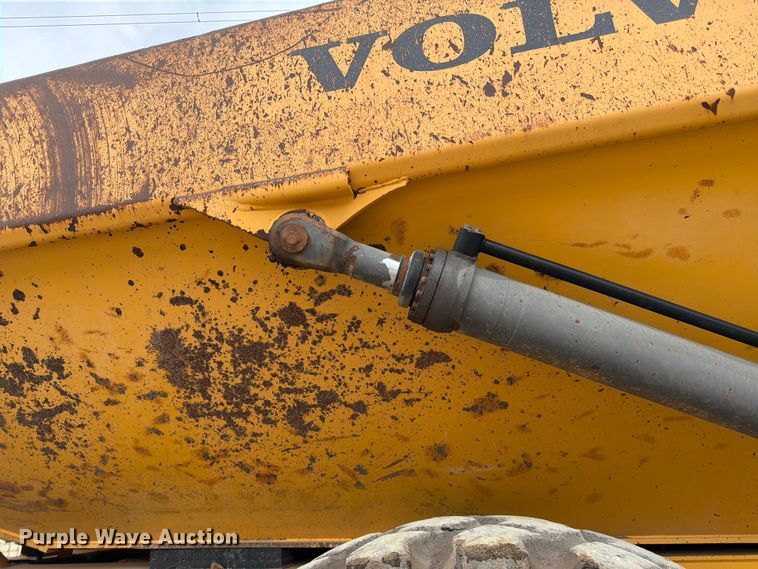 image for item FK0148 2009 Volvo A40E articulated haul truck