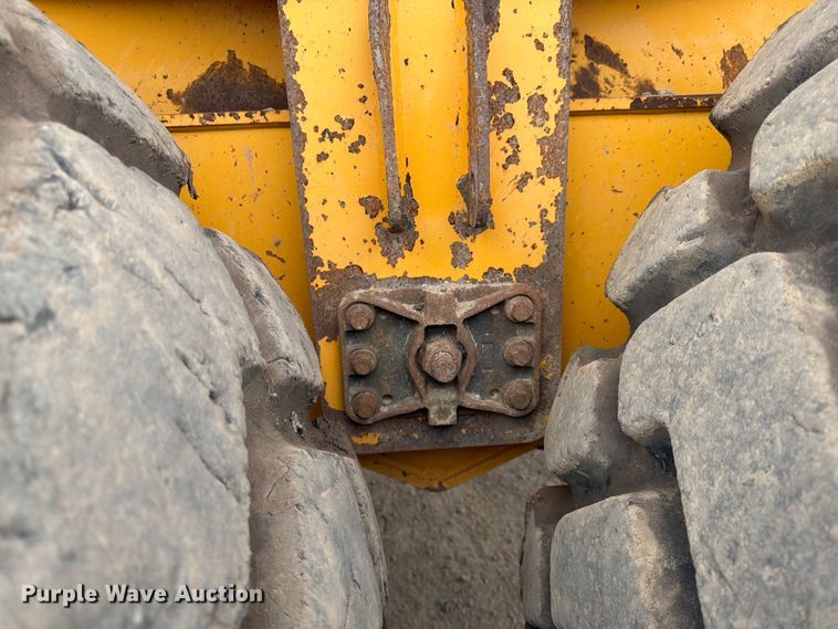 image for item FK0148 2009 Volvo A40E articulated haul truck