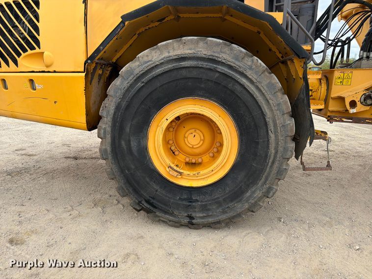 image for item FK0148 2009 Volvo A40E articulated haul truck
