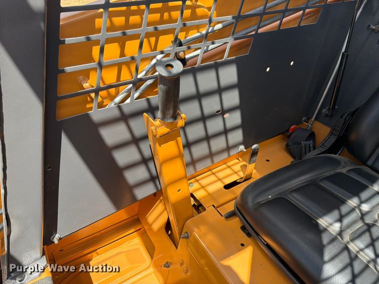 image for item FM7528 Case 1845C skid steer loader