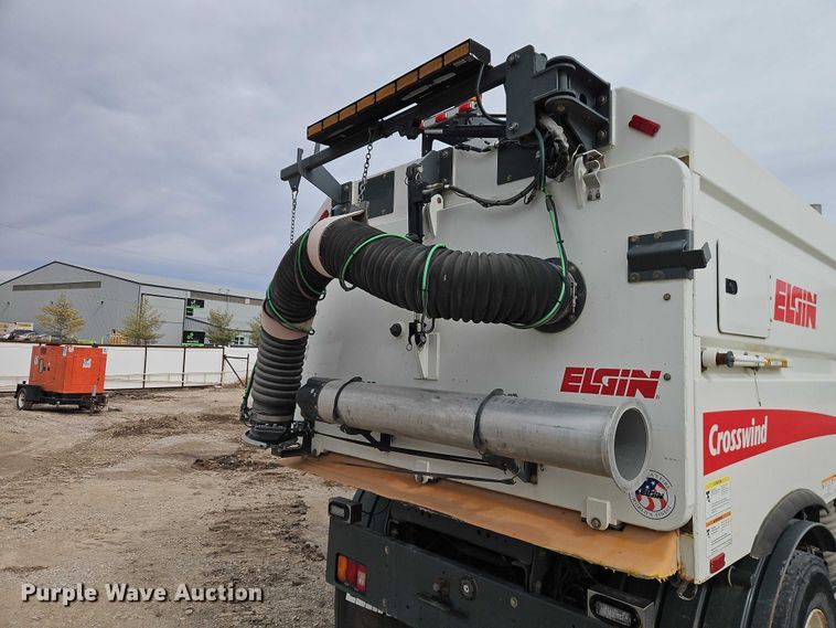 image for item FN5584 2011 International MA025 street sweeper truck