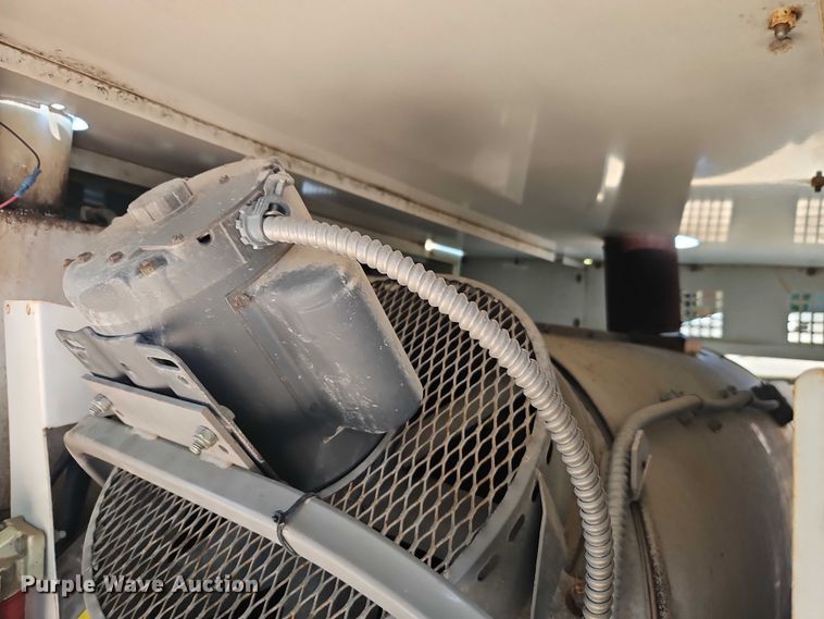 image for item FN5613 Tow Pro Heater heater