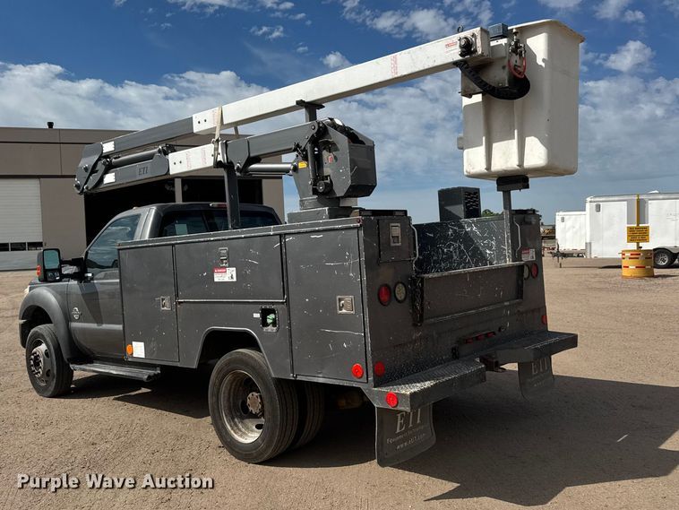 image for item MX9203 2011 Ford F450 Super Duty bucket truck