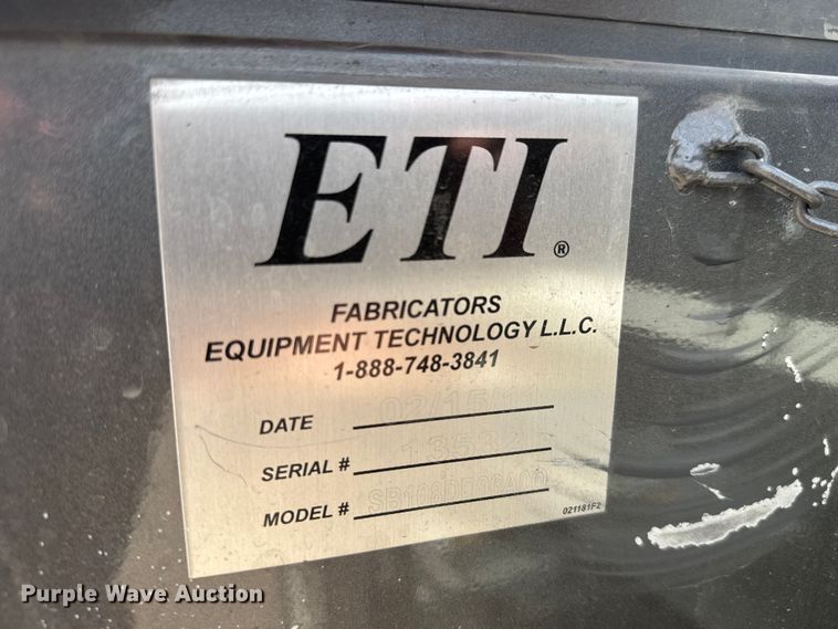 image for item MX9203 2011 Ford F450 Super Duty bucket truck