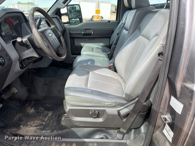 image for item MX9203 2011 Ford F450 Super Duty bucket truck