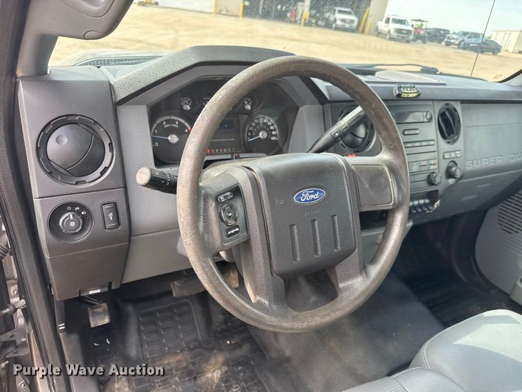 image for item MX9203 2011 Ford F450 Super Duty bucket truck