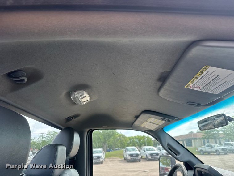 image for item MX9203 2011 Ford F450 Super Duty bucket truck